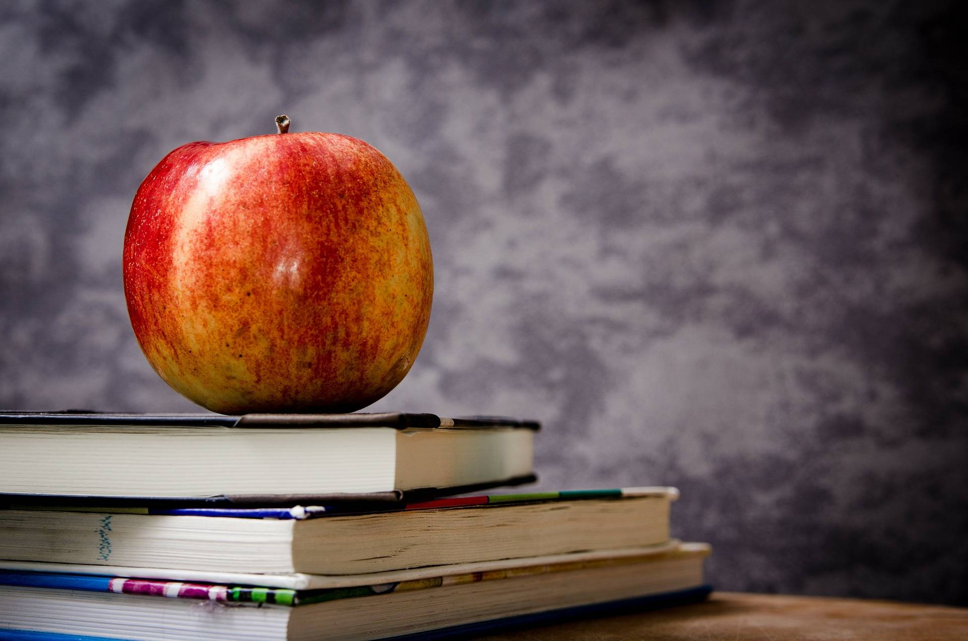 Amarillo teacher wins statewide scholastic honor