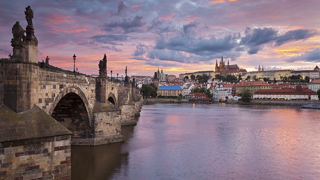 prague.jpg