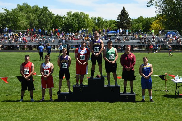boys shotput winners