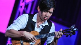 Jake Shimabukuro: Life on Four Strings