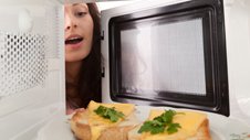 food_microwave_meals_column.jpg