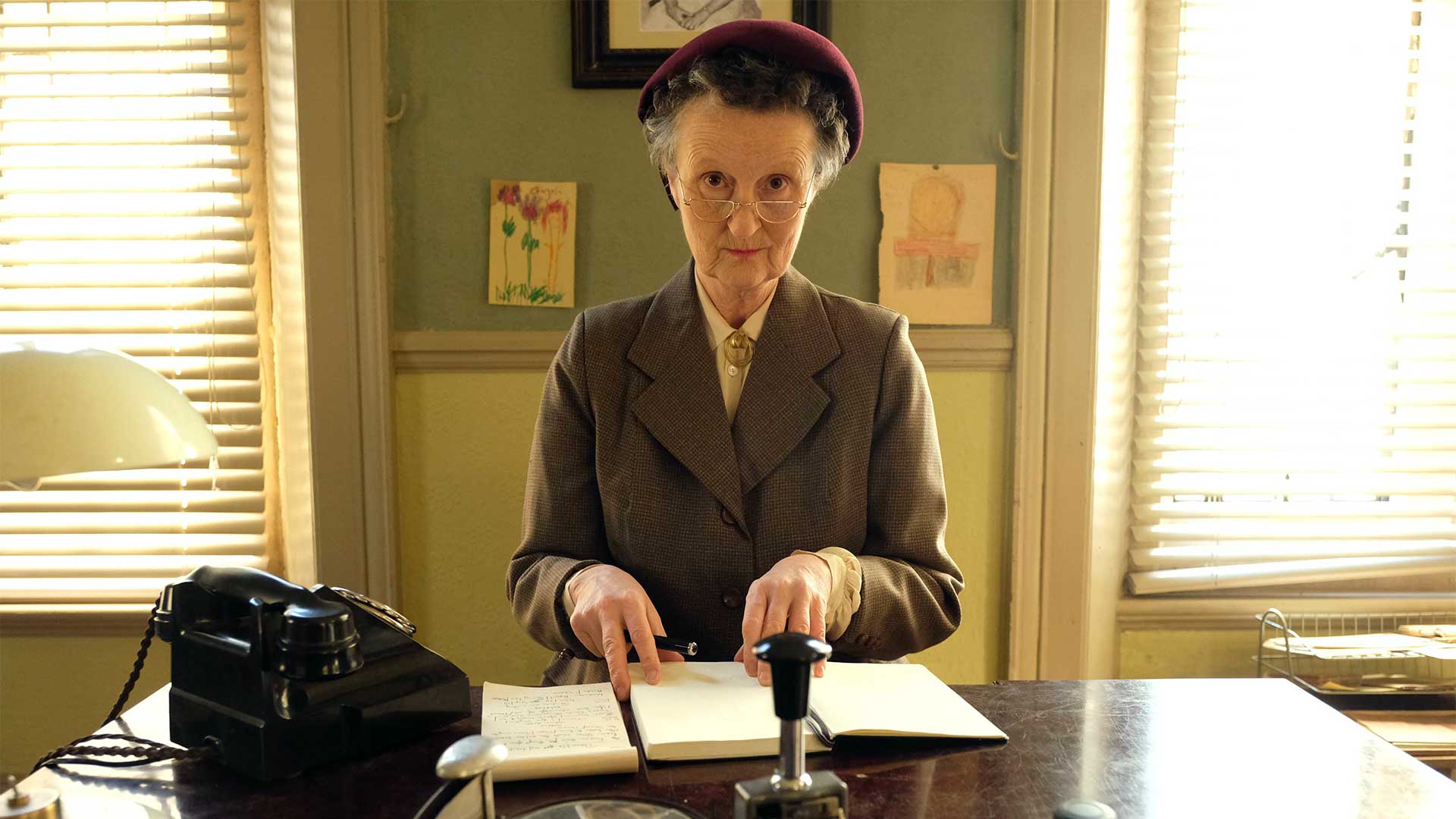 Georgie Glen plays Miss Higgins Georgie Glen plays Miss Higgins