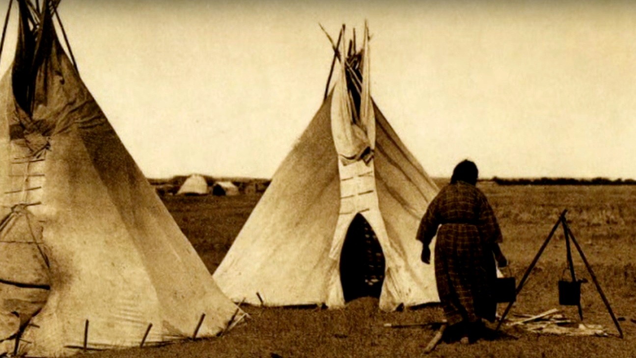 Dakota Pathways: The People of the Bison