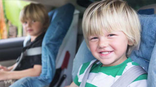 8 Brain Building Games to Play in the Car
