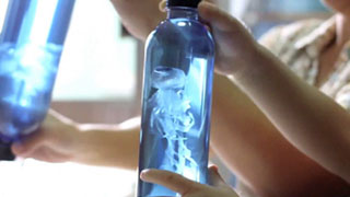 Make a Jellyfish in a Bottle