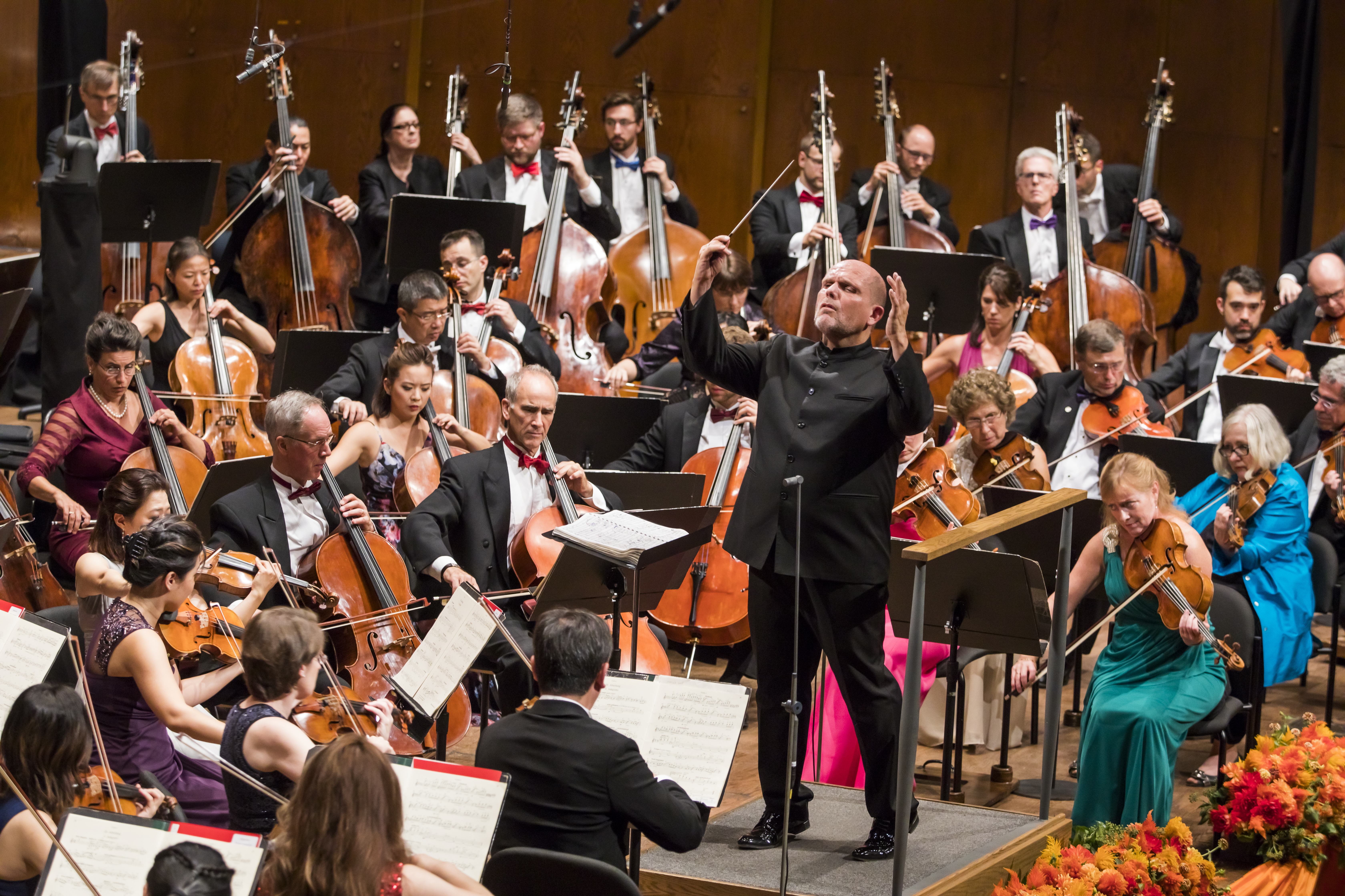 Music Director Jaap van Zweden conducts the New York Philharmonic on New Year's Eve Credit Chris Lee 1.jpg