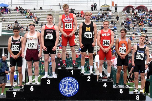 AA Boys 200M Dash